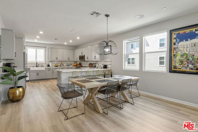 756 Daniel Freeman Circle, Inglewood, CA 90301