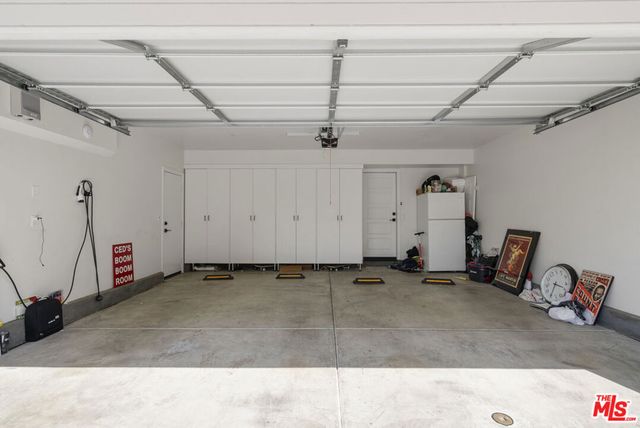 756 Daniel Freeman Circle, Inglewood, CA 90301