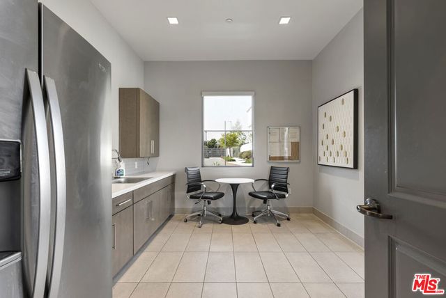 756 Daniel Freeman Circle, Inglewood, CA 90301