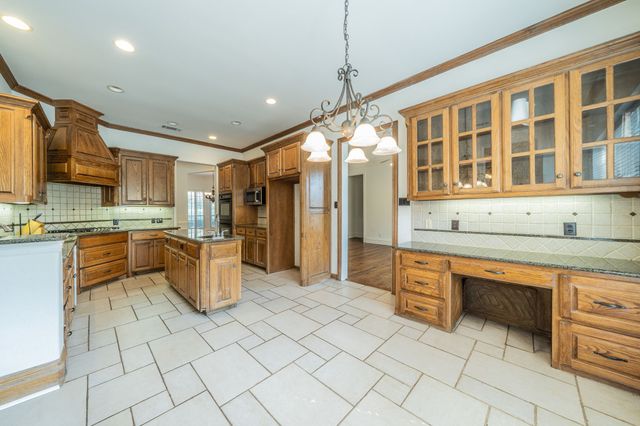 3201 Cedar Ridge Drive, Flower Mound, TX 75022