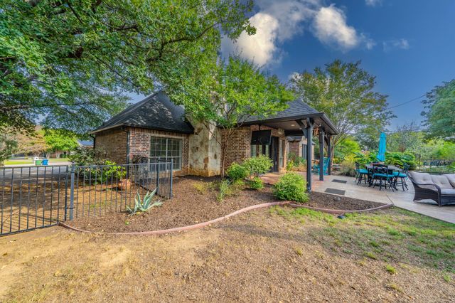 3201 Cedar Ridge Drive, Flower Mound, TX 75022
