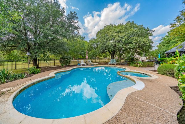 3201 Cedar Ridge Drive, Flower Mound, TX 75022