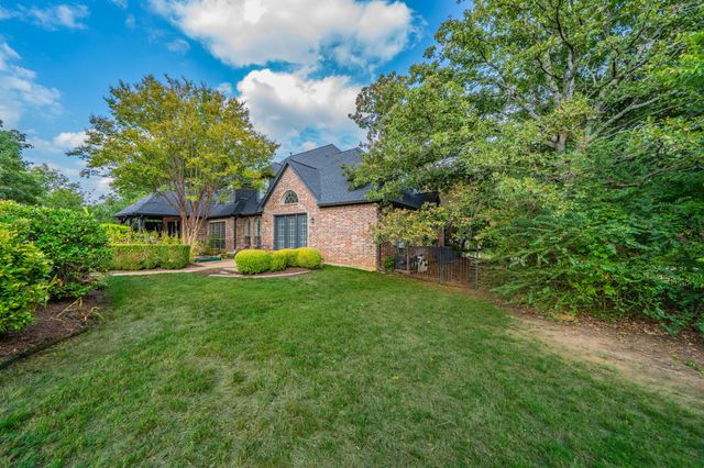 3201 Cedar Ridge Drive, Flower Mound, TX 75022