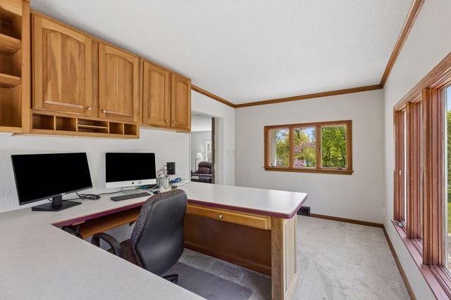 5900 Zehnder Road, Sunfish Lake, MN 55077