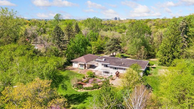 5900 Zehnder Road, Sunfish Lake, MN 55077
