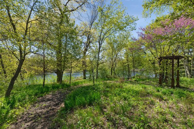 5900 Zehnder Road, Sunfish Lake, MN 55077