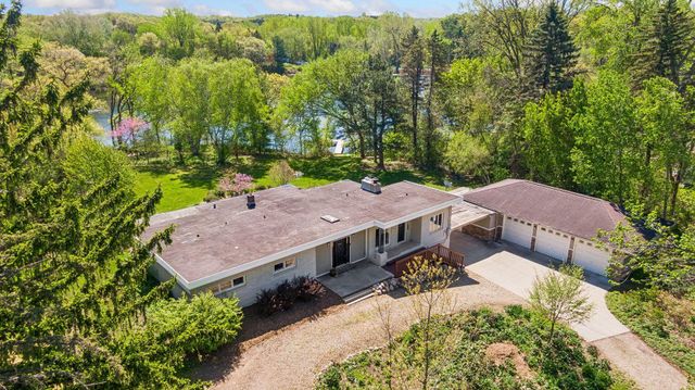 5900 Zehnder Road, Sunfish Lake, MN 55077