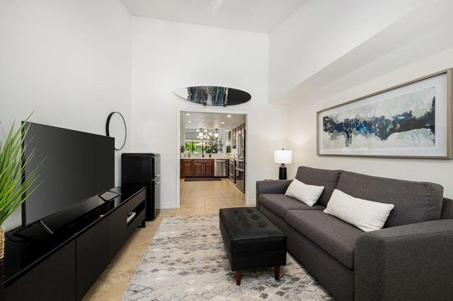 38969 Wisteria Drive, Palm Desert, CA 92211