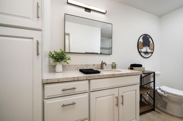 38969 Wisteria Drive, Palm Desert, CA 92211