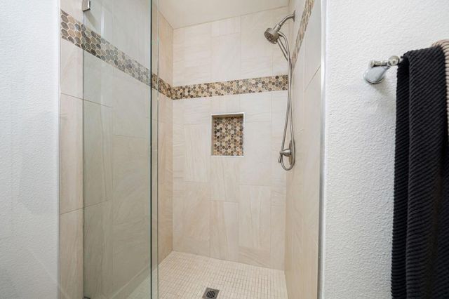 38969 Wisteria Drive, Palm Desert, CA 92211