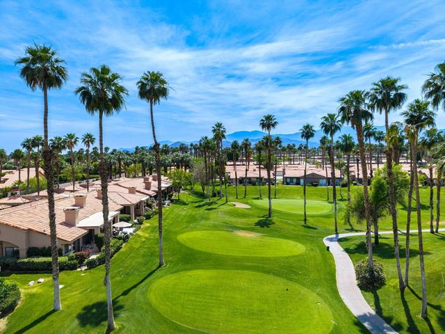 38969 Wisteria Drive, Palm Desert, CA 92211