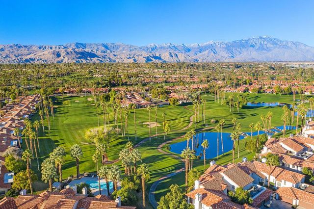 38969 Wisteria Drive, Palm Desert, CA 92211