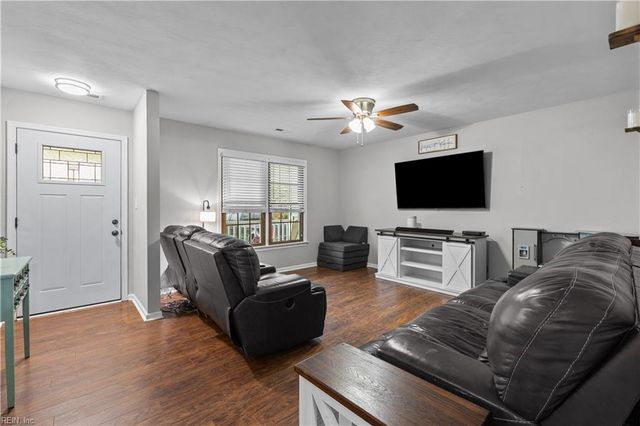 974 N Haven CIR, Chesapeake, VA 23322