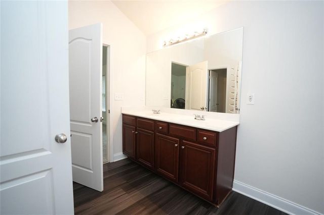 4925 LOCHERBY Drive, Fairburn, GA 30213