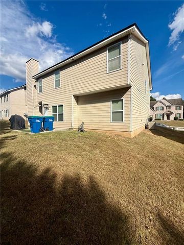 4925 LOCHERBY Drive, Fairburn, GA 30213