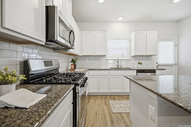 8602 Knapp Rise, San Antonio, TX 78254