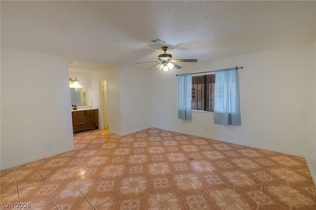1866 Ludington Avenue, Las Vegas, NV 89156