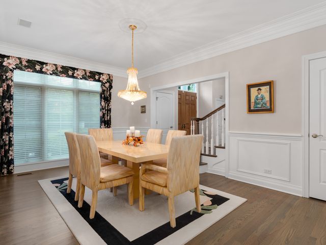 4N680 WARE WOODS Drive, St. Charles, IL 60175