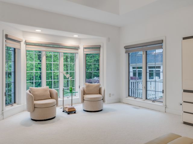 4N680 WARE WOODS Drive, St. Charles, IL 60175