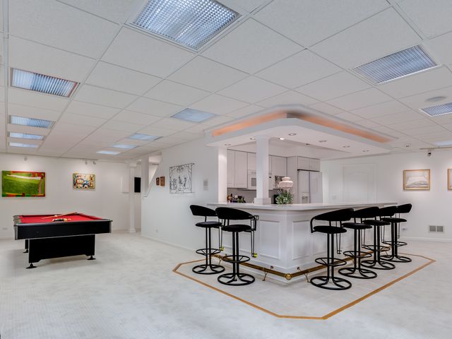 4N680 WARE WOODS Drive, St. Charles, IL 60175