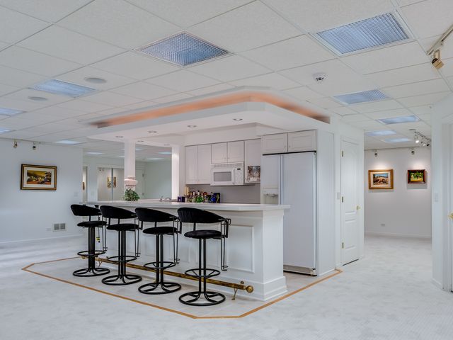 4N680 WARE WOODS Drive, St. Charles, IL 60175