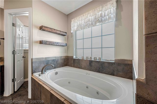 1205 Monarch Drive, Van Buren, AR 72956