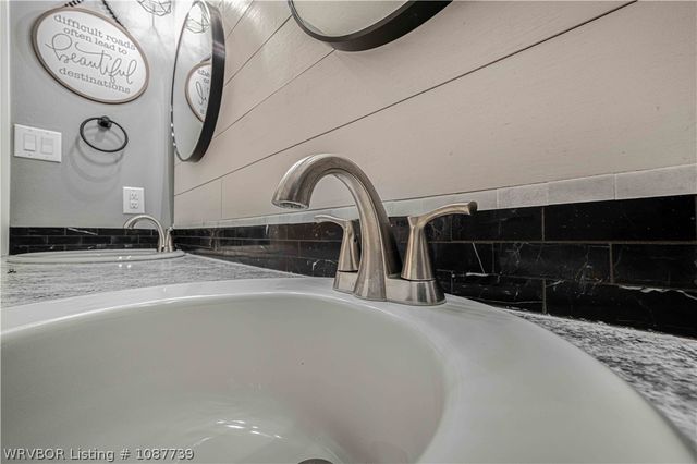 1205 Monarch Drive, Van Buren, AR 72956