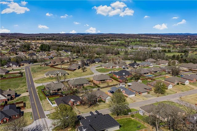 1205 Monarch Drive, Van Buren, AR 72956