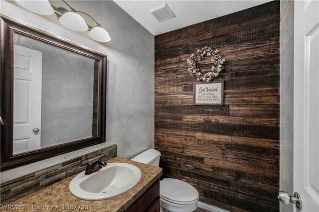 1205 Monarch Drive, Van Buren, AR 72956