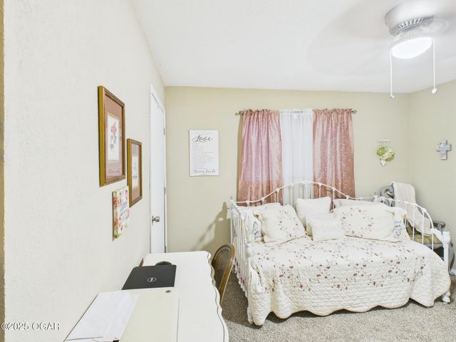 2417 N St Louis Avenue, Joplin, MO 64801