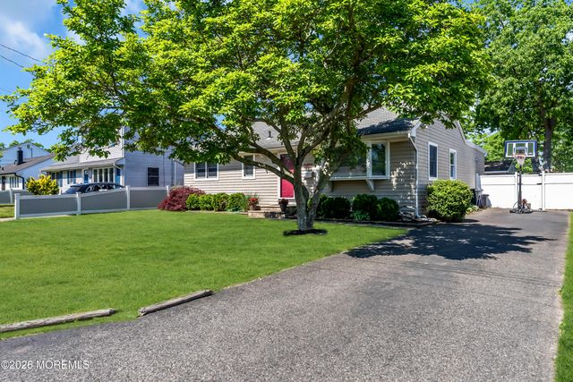 1203 Barton Avenue, Point Pleasant, NJ 08742