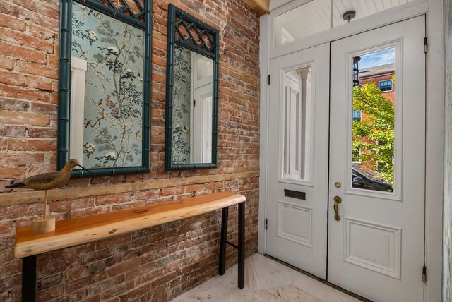 124 State Street, Portsmouth, NH 03801