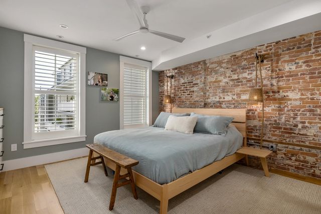 124 State Street, Portsmouth, NH 03801