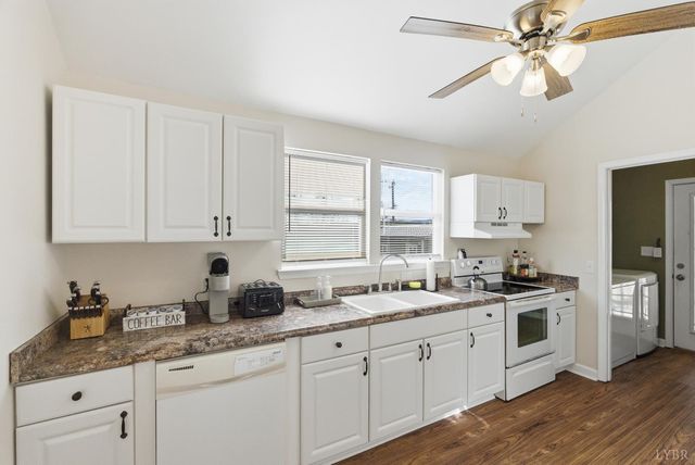 609 Pine Drive, Lynchburg, VA 24503