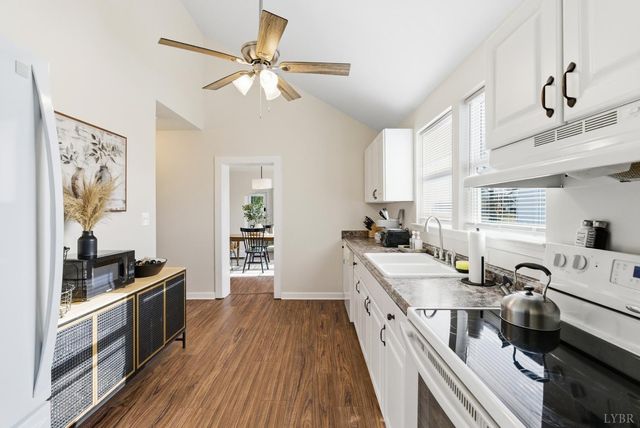 609 Pine Drive, Lynchburg, VA 24503