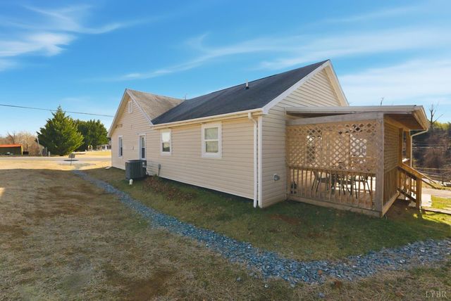 609 Pine Drive, Lynchburg, VA 24503