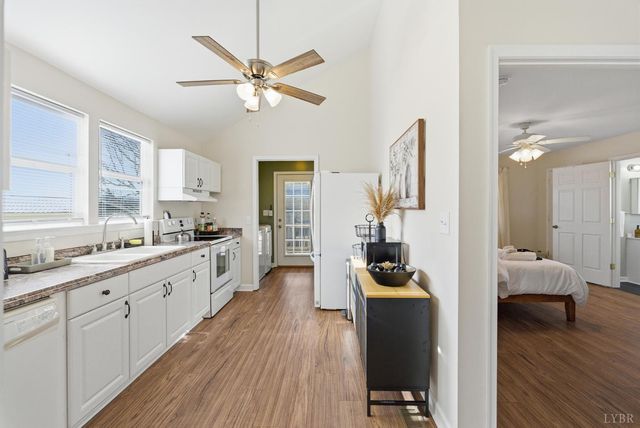 609 Pine Drive, Lynchburg, VA 24503