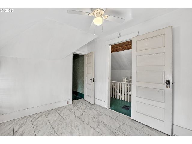 6404 Ne 10TH Ave, Portland, OR 97211