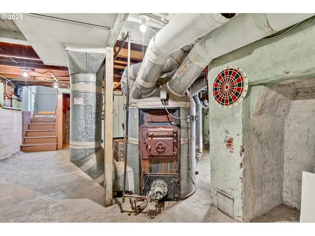 6404 Ne 10TH Ave, Portland, OR 97211