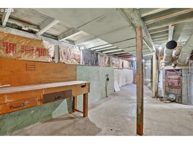 6404 Ne 10TH Ave, Portland, OR 97211