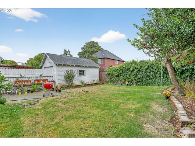 6404 Ne 10TH Ave, Portland, OR 97211