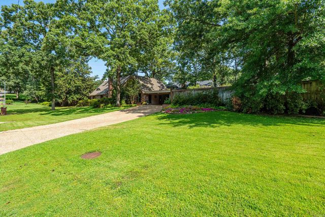 905 Silverwood Trail, North Little Rock, AR 72116