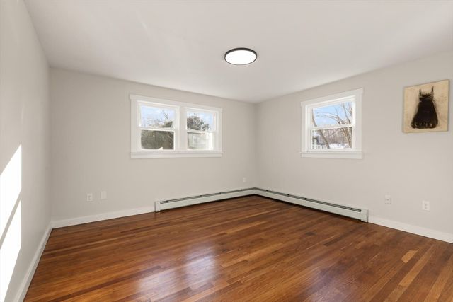 8 Maple Lane, Millbury, MA 01527