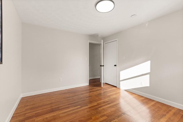 8 Maple Lane, Millbury, MA 01527