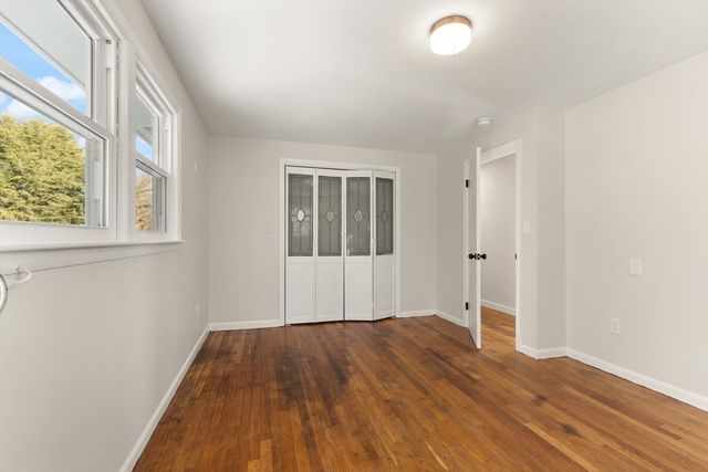 8 Maple Lane, Millbury, MA 01527