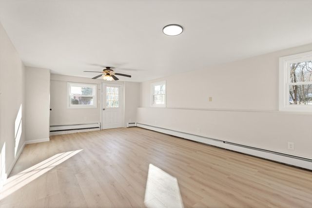 8 Maple Lane, Millbury, MA 01527