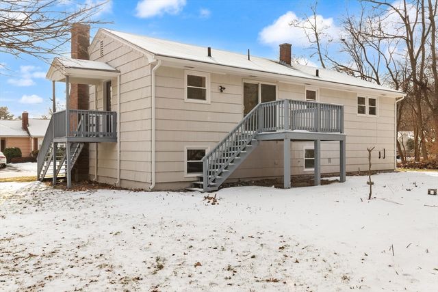 8 Maple Lane, Millbury, MA 01527