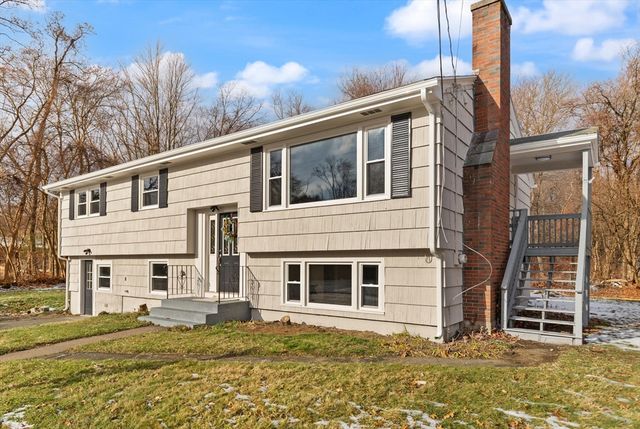8 Maple Lane, Millbury, MA 01527