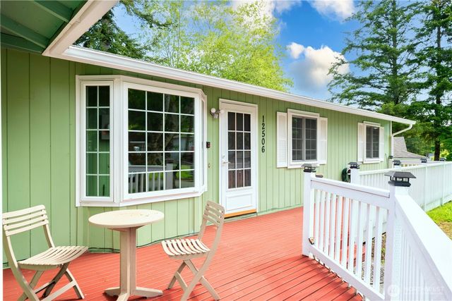 12506 SE 232nd st, Kent, WA 98031