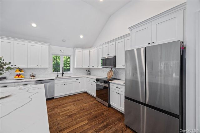 103 Teakettle Spout Road, Mahopac, NY 10541